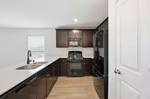 9729 Motley Dr, Fort Worth, TX 76179 - Photo 3