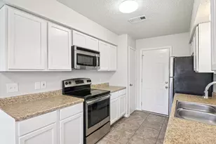 1209 Pin Oak, Denton, TX 76209 - Photo 7