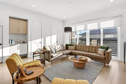 419 W 9th Street #102, Dallas, TX 75208 - Photo 3