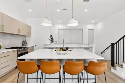 419 W 9th Street #102, Dallas, TX 75208 - Photo 5