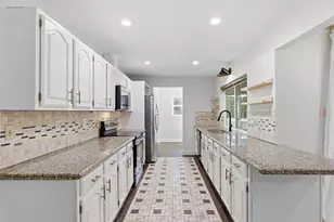 3736 Walnut Dr, Bedford, TX 76021 - Photo 11