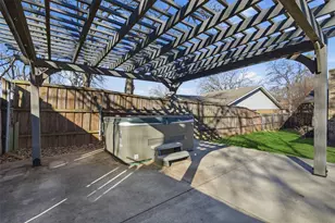 3736 Walnut Dr, Bedford, TX 76021 - Photo 39