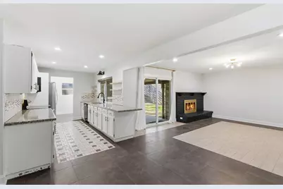 3736 Walnut Drive, Bedford, TX 76021 - Photo 9