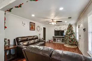 1522 Traymore Ave, Dallas, TX 75217 - Photo 7