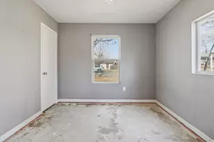 245 Straw Rd, Saginaw, TX 76179 - Photo 17