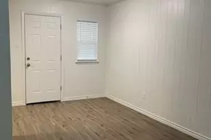 1505 W Pearl St, Granbury, TX 76048 - Photo 7