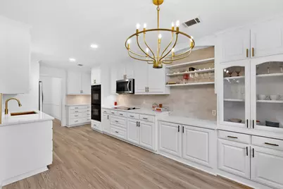 2416 Dalgreen Drive, Plano, TX 75075 - Photo 9