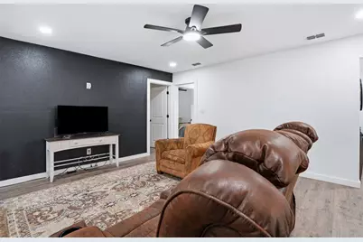 414 Fannin Street, Millsap, TX 76066 - Photo 11