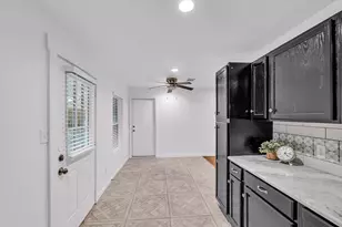 2305 Joey Dr, Waco, TX 76711 - Photo 11