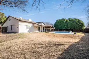 117 Haywood Dr, Benbrook, TX 76126 - Photo 25