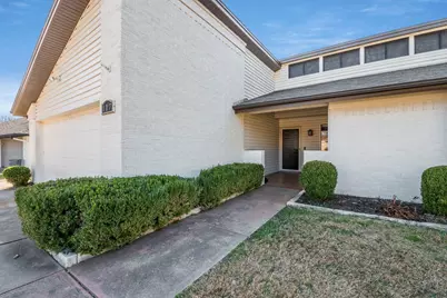 117 Haywood Drive, Benbrook, TX 76126 - Photo 3