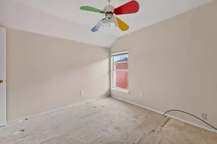 1379 Honeysuckle Ln, Lewisville, TX 75077 - Photo 25