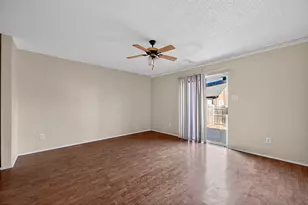 1379 Honeysuckle Ln, Lewisville, TX 75077 - Photo 11