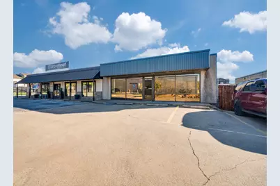 1018 W Main Street W, Arlington, TX 76013 - Photo 1