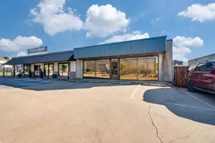 1018 W Main Street W, Arlington, TX 76013 - Photo 1