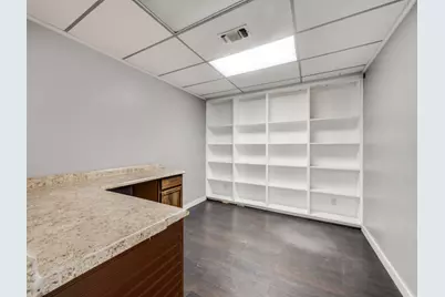 1018 W Main Street W, Arlington, TX 76013 - Photo 9