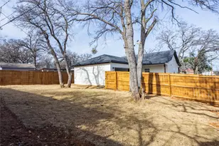 5556 Wainwright Dr, Fort Worth, TX 76112 - Photo 27