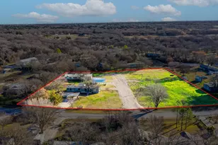 2013 Spring Valley Dr, Azle, TX 76020 - Photo 1