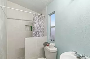 2013 Spring Valley Dr, Azle, TX 76020 - Photo 37