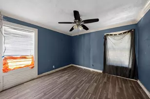 8641 Craige Dr, Dallas, TX 75217 - Photo 11