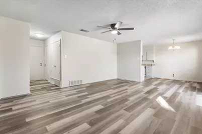 305 Hudson Avenue, Crowley, TX 76036 - Photo 3