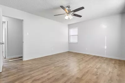 305 Hudson Avenue, Crowley, TX 76036 - Photo 19