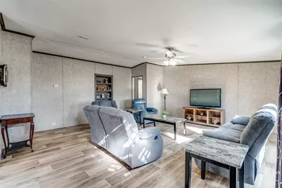 200 Farmhouse Road, Springtown, TX 76082 - Photo 3