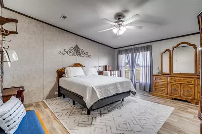 200 Farmhouse Road, Springtown, TX 76082 - Photo 11