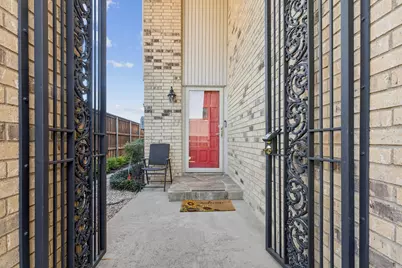 2016 Via Miramonte, Carrollton, TX 75006 - Photo 5