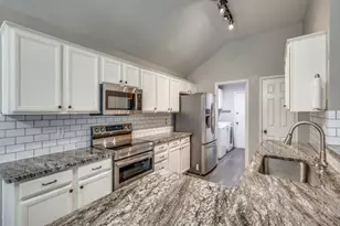 3306 Olympus Ct, Corinth, TX 76210 - Photo 9