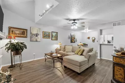 3201 Donnelly Circle #309, Fort Worth, TX 76107 - Photo 3