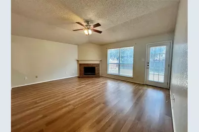 909 Meadowlark Drive, Saginaw, TX 76131 - Photo 3