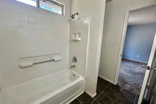 909 Meadowlark Dr, Saginaw, TX 76131 - Photo 13