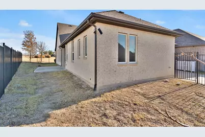 7201 Avondale Drive, McKinney, TX 75070 - Photo 33