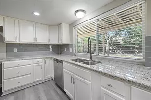 2109 Via Del Plata, Carrollton, TX 75006 - Photo 15