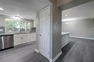 2109 Via Del Plata, Carrollton, TX 75006 - Photo 17