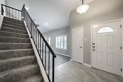 2109 Via Del Plata, Carrollton, TX 75006 - Photo 5