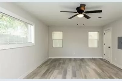 138 W Louisiana Avenue, Dallas, TX 75224 - Photo 9