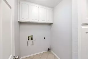 6433 Westridge Dr, Watauga, TX 76148 - Photo 23