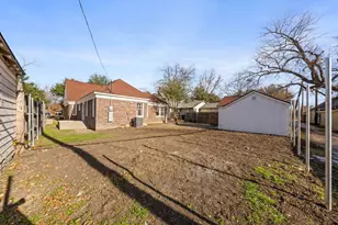 713 Ridgeway St, Dallas, TX 75214 - Photo 29