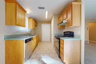 630 Dewberry Dr, Lewisville, TX 75067 - Photo 5