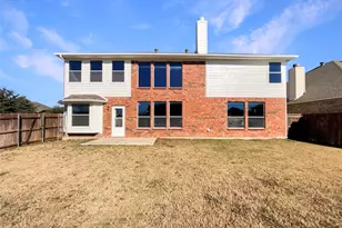 754 Ruby Ct, Burleson, TX 76028 - Photo 5