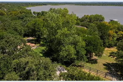 000 Eagle Pointe, Azle, TX 76020 - Photo 5