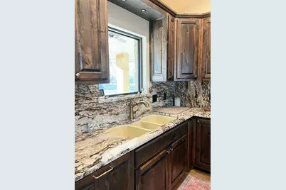 6601 Rash Court, Granbury, TX 76049 - Photo 11