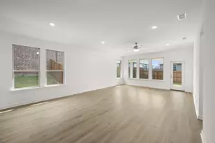 6921 Freight Train Ln, Fort Worth, TX 76036 - Photo 9