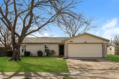 422 Paldao Drive, Mesquite, TX 75149 - Photo 1