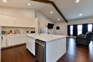 3432 Old Town Rd, Whitesboro, TX 76273 - Photo 3