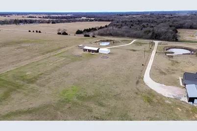 3432 Old Town Road, Whitesboro, TX 76273 - Photo 31