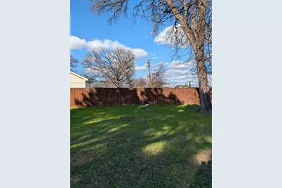 2748 S Llewellyn Avenue, Dallas, TX 75224 - Photo 11