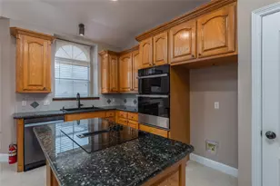 7613 Woodhaven Dr, North Richland Hills, TX 76182 - Photo 9